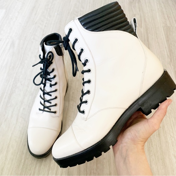 Michael Kors Leather Bastian Ankle Boots - Picture 5 of 12